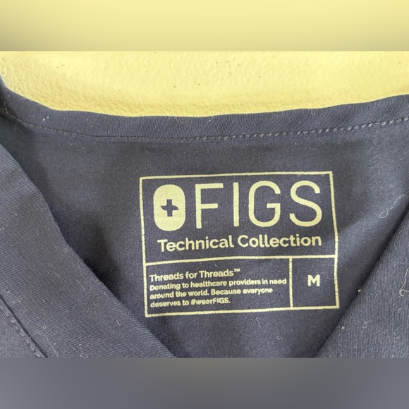 FIGS Women's Jogger Set Navy Blue Outfit Scrubs Top Pants Bottom Medium Nurse - Picture 5 of 16